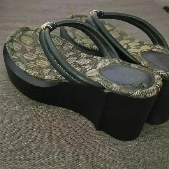 💚Coach Franki Flip Flop in Signature Jacquard Size: 6 - Picture 9 of 13